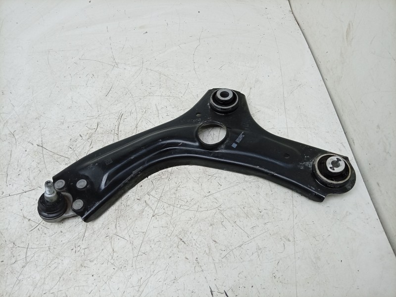 Recambio de brazo suspension inferior delantero izquierdo para renault 5 e-tech 150 referencia OEM IAM  545017850R 