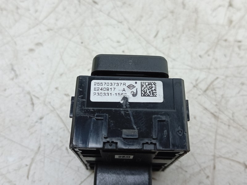 Recambio de mando retrovisor para dacia sandero iii 1.0 tce 90 referencia OEM IAM  255703737R 