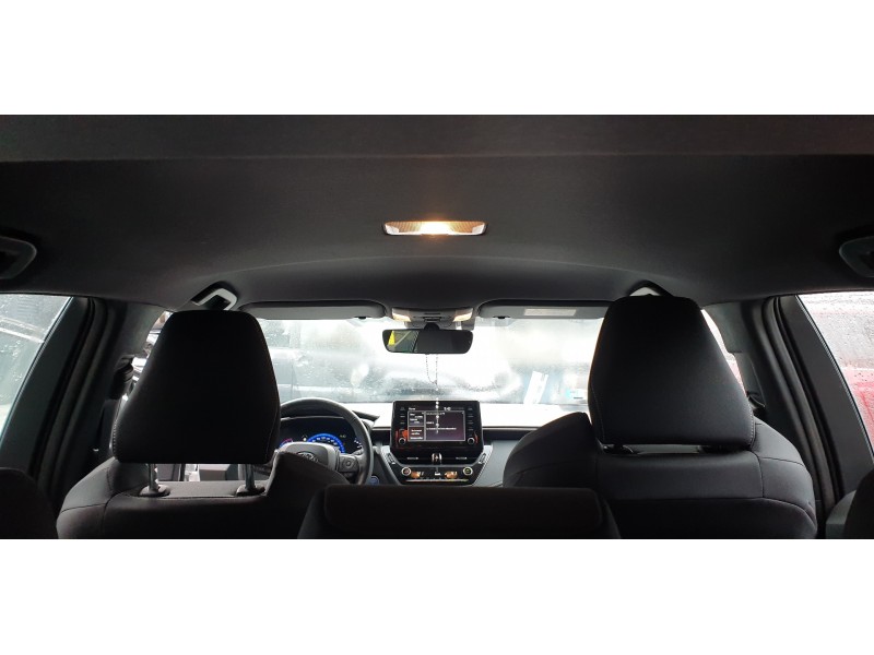 toyota corolla (e21) del año 2021