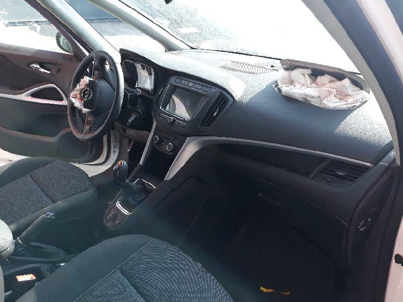 opel zafira tourer del año 2017