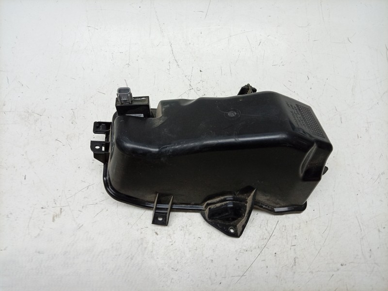 Recambio de guantera para honda pcx pcx 125 (jk05) referencia OEM IAM  81132K1ZJ100 