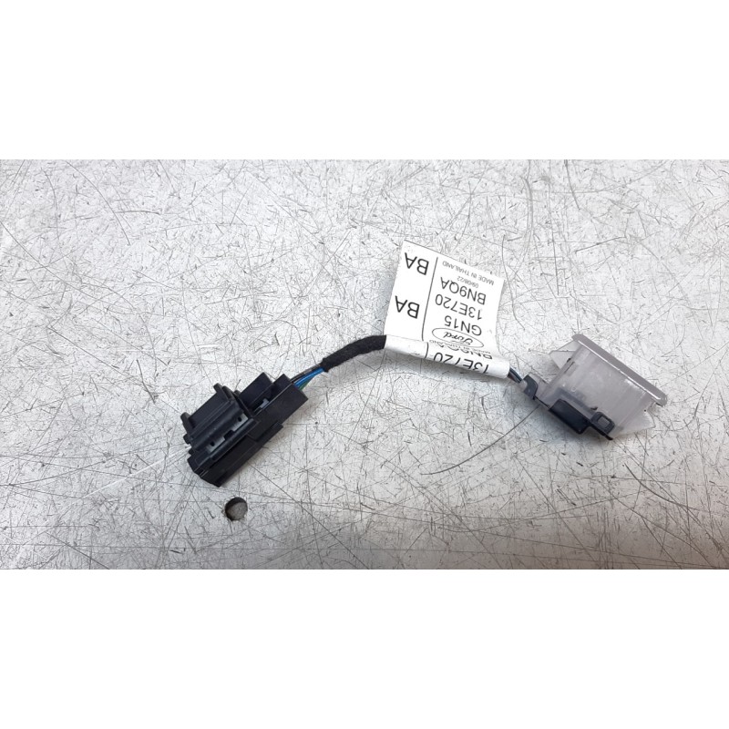 Recambio de luz interior para ford ecosport (cr6) 1.0 ecoboost cat referencia OEM IAM GN1513E720  