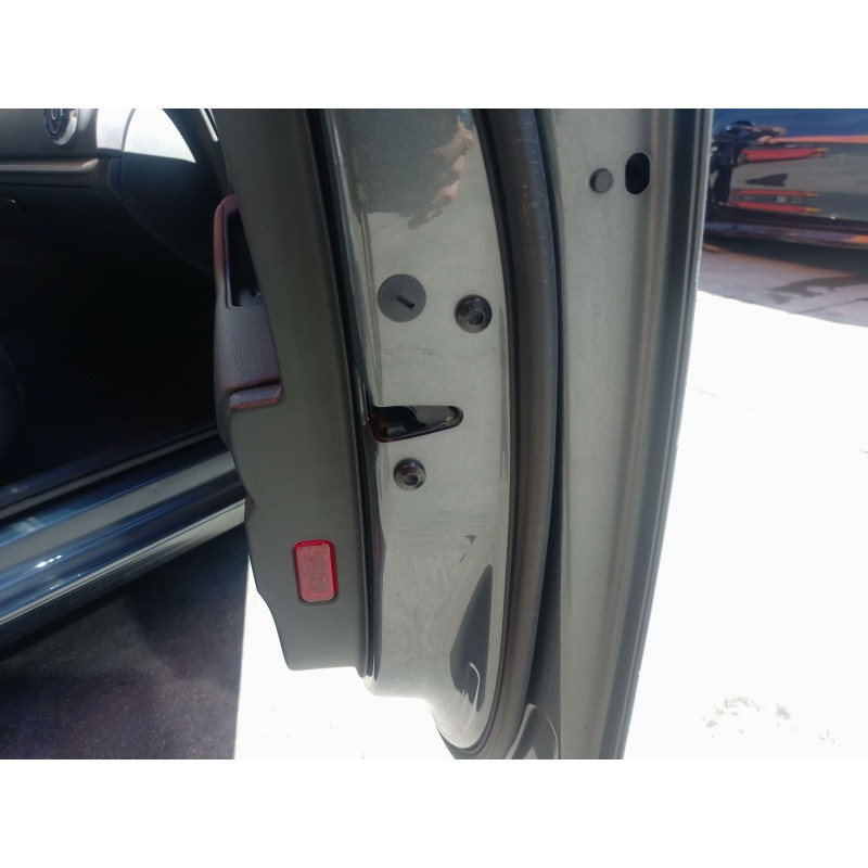 Recambio de cerradura puerta delantera derecha para audi a3 sportback (8va, 8vf) 1.6 tdi referencia OEM IAM   