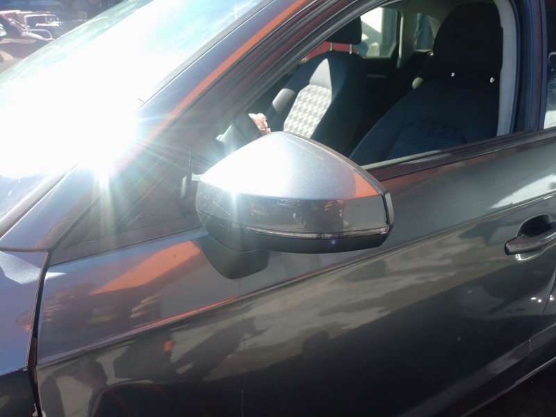 Recambio de retrovisor izquierdo para audi a3 sportback (8va, 8vf) 1.6 tdi referencia OEM IAM   