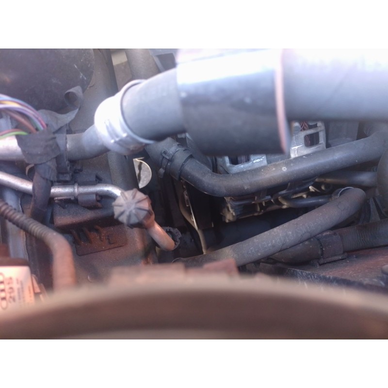 Recambio de compresor aire acondicionado para audi a3 sportback (8va, 8vf) 1.6 tdi referencia OEM IAM   