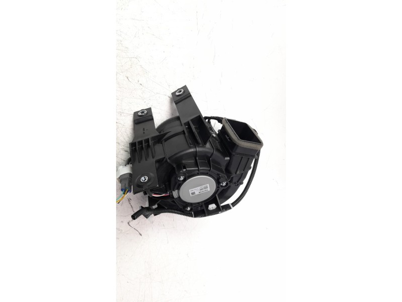 Recambio de ventilador calefaccion para toyota corolla (e21) referencia OEM IAM G923047050  