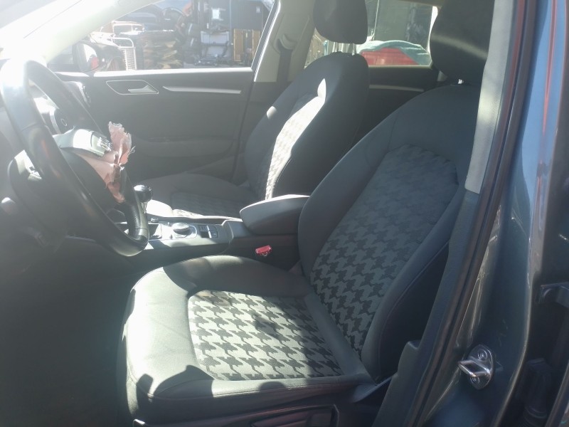 Recambio de juego asientos completo para audi a3 sportback (8va, 8vf) 1.6 tdi referencia OEM IAM   
