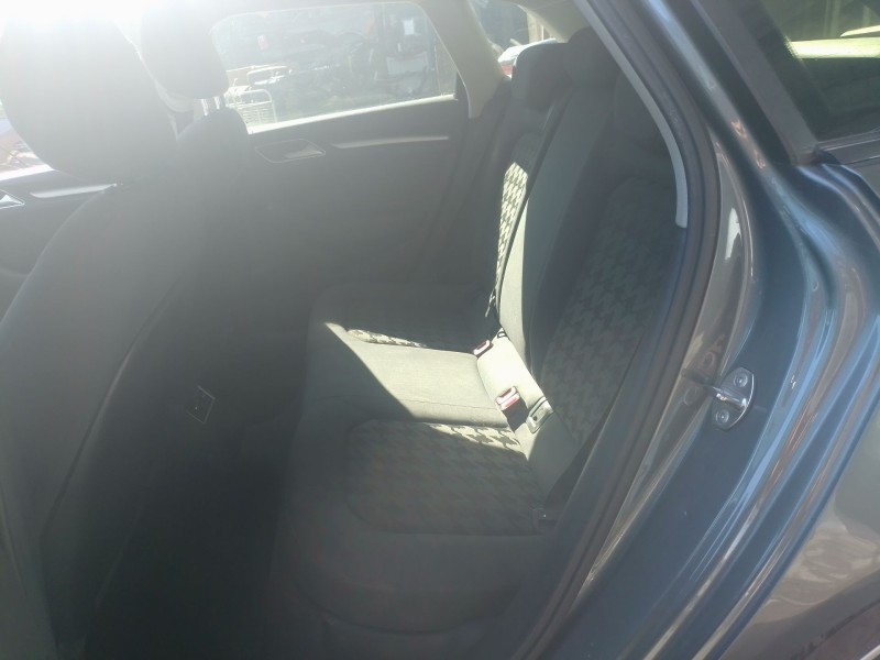 Recambio de juego asientos completo para audi a3 sportback (8va, 8vf) 1.6 tdi referencia OEM IAM   