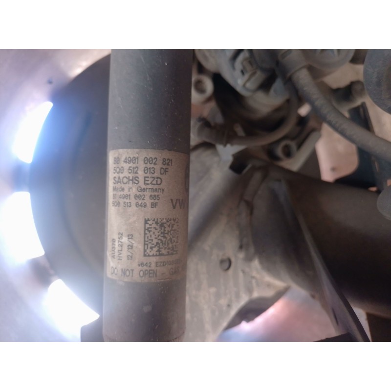 Recambio de amortiguador trasero izquierdo para audi a3 sportback (8va, 8vf) 1.6 tdi referencia OEM IAM   