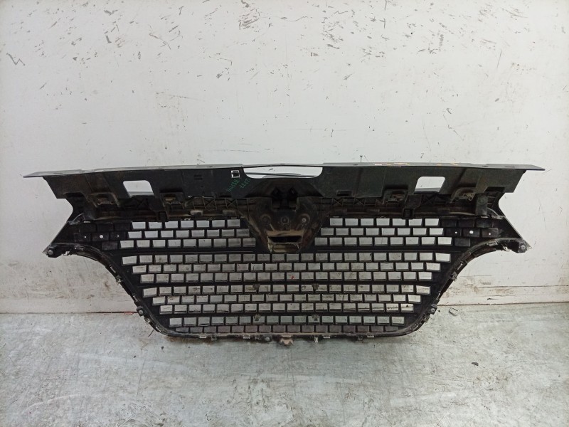 Recambio de rejilla delantera para renault master iii furgoneta (fv) 2.3 dci 150 fwd (fv0f, fv03) referencia OEM IAM   