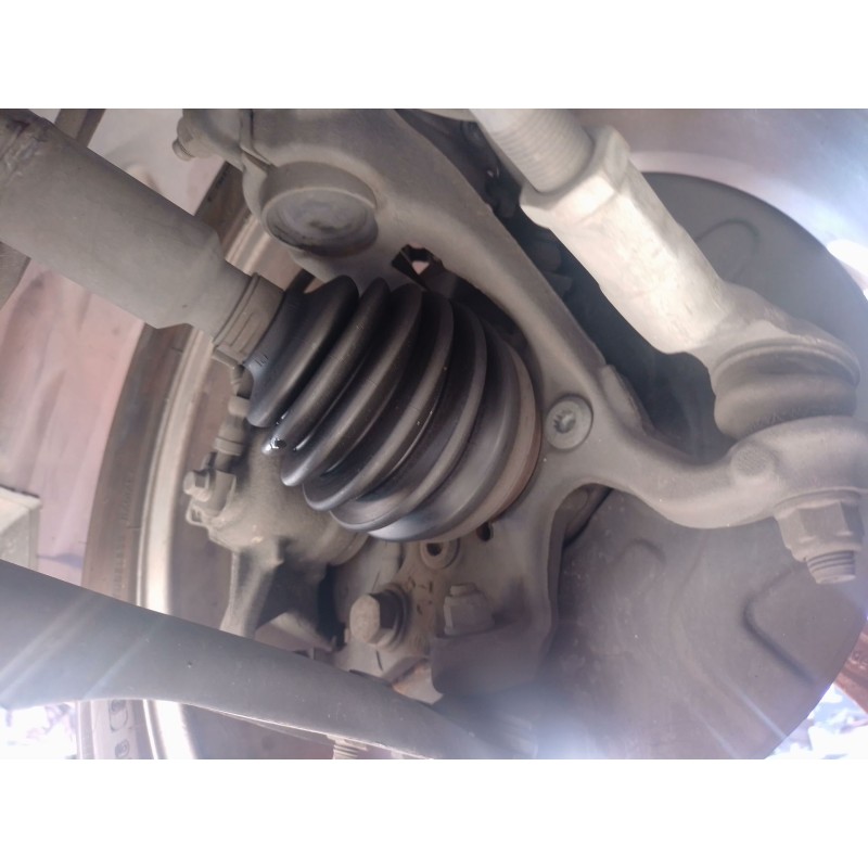 Recambio de mangueta delantera derecha para audi a3 sportback (8va, 8vf) 1.6 tdi referencia OEM IAM   