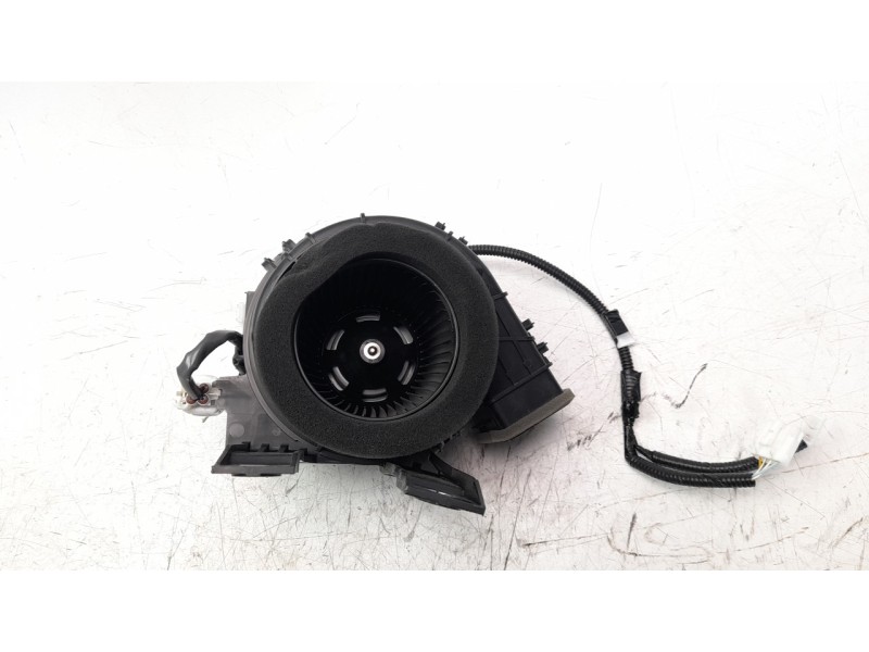 Recambio de ventilador calefaccion para toyota corolla (e21) referencia OEM IAM G923047050  