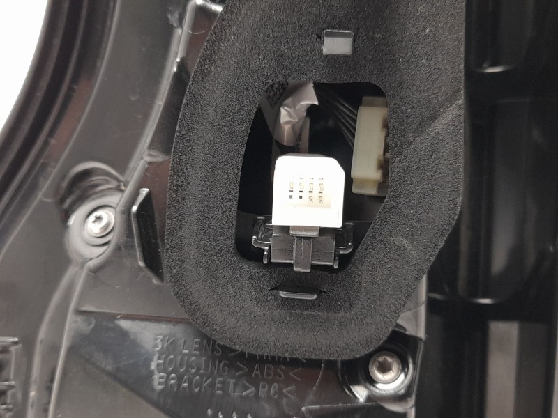 Recambio de piloto trasero derecho para renault 5 e-tech 150 referencia OEM IAM  265506296R 