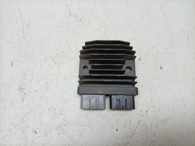Recambio de regulador de corriente para bmw f 900 r f 900 r referencia OEM IAM  FH027AB 