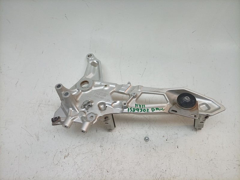 Recambio de estribo lateral para bmw f 900 r f 900 r referencia OEM IAM  46718404012 
