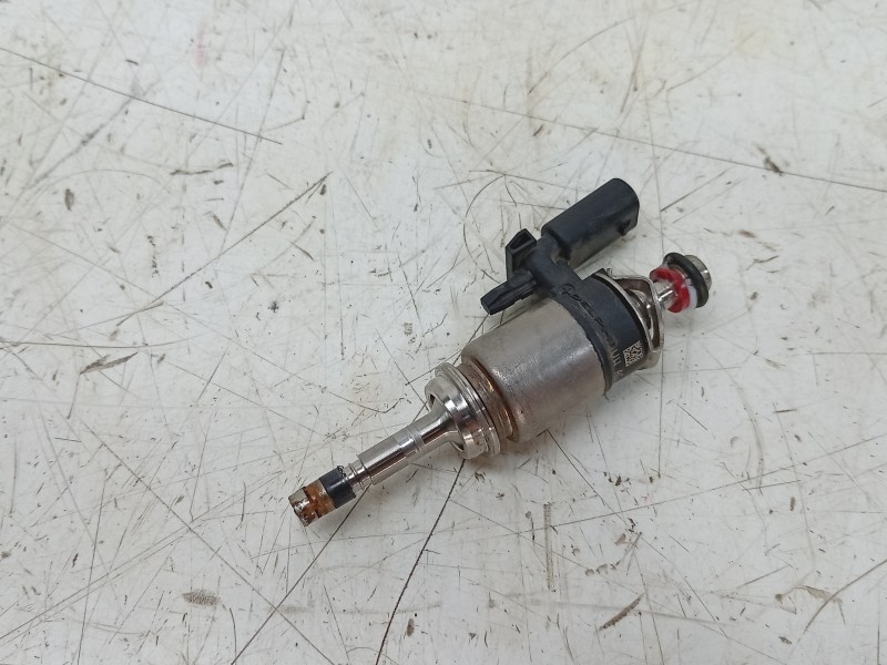 Recambio de inyector para volkswagen t-roc (a11, d11) 1.5 tsi referencia OEM IAM 01400200920 04E906036AD 