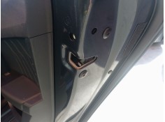 CERRADURA PUERTA TRASERA DERECHA 5TA839016P 