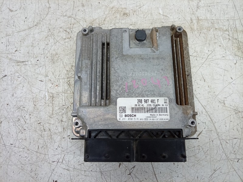 Recambio de centralita motor uce para porsche panamera diesel referencia OEM IAM 0281030518 298907401F 