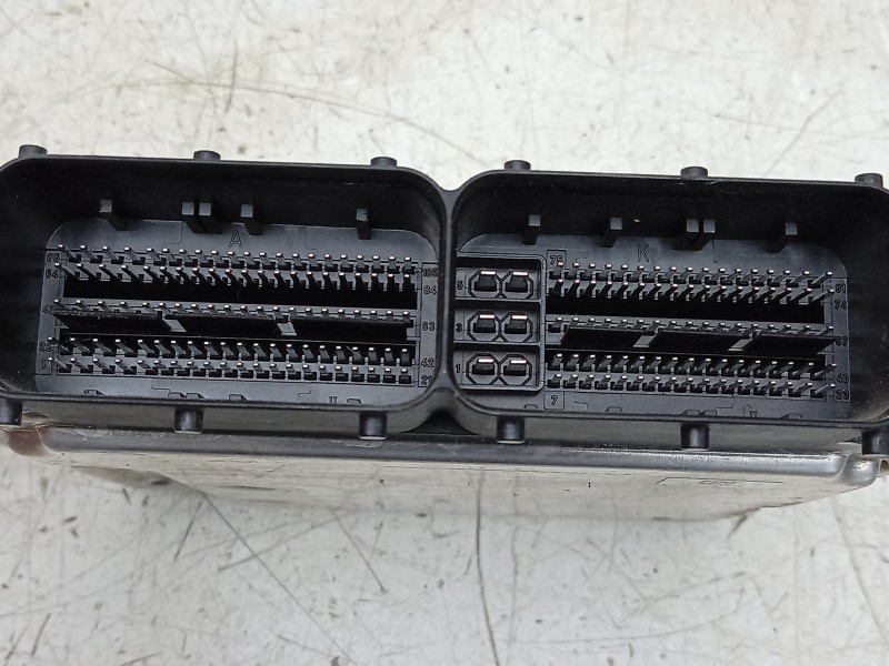 Recambio de centralita motor uce para porsche panamera diesel referencia OEM IAM 0281030518 298907401F 