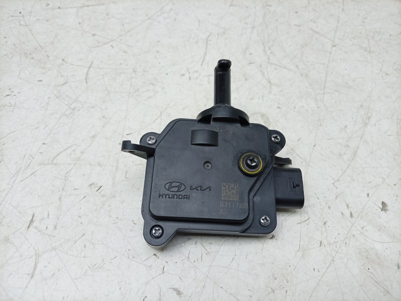 Recambio de tapa exterior combustible para hyundai inster ax referencia OEM IAM  RG3EVL 