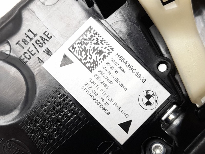 Recambio de piloto trasero derecho interior para bmw 3 touring m3 competition xdrive referencia OEM IAM  63215A3BC62 
