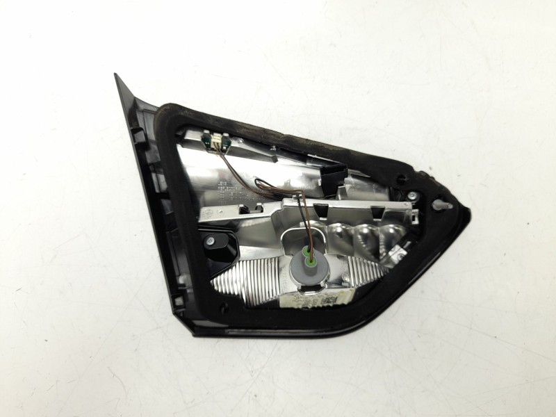 Recambio de piloto trasero derecho interior para opel crossland referencia OEM IAM  39235960 