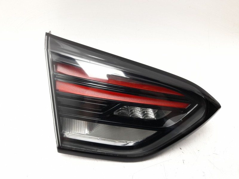 Recambio de piloto trasero izquierdo interior para opel crossland referencia OEM IAM  39235959 