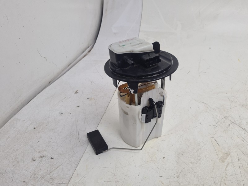 Recambio de bomba combustible para opel crossland x / crossland (p17, p2qo) 1.2 (75) referencia OEM IAM 9815894780 A2C39210300 