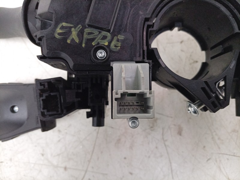 Recambio de mando multifuncion para renault express furgón/monospace 1.5 blue dci 75 (f6aa) referencia OEM IAM  255671844R 
