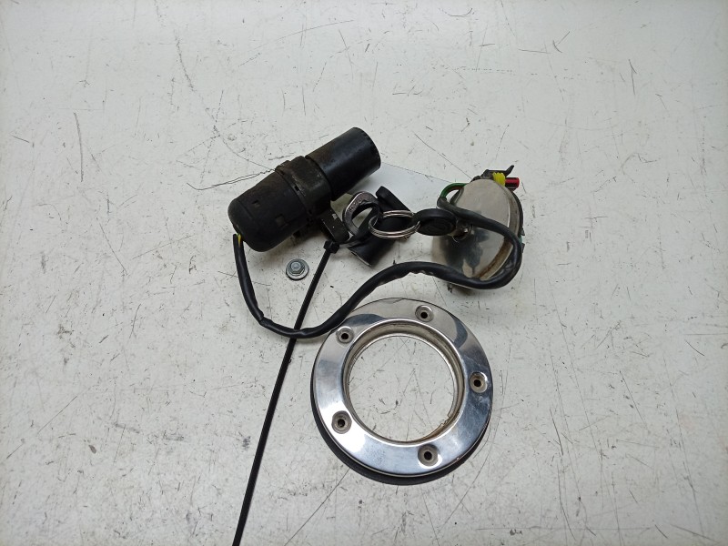 Recambio de conmutador de arranque para guzzi nevada nevada 750 referencia OEM IAM  GU01782500 