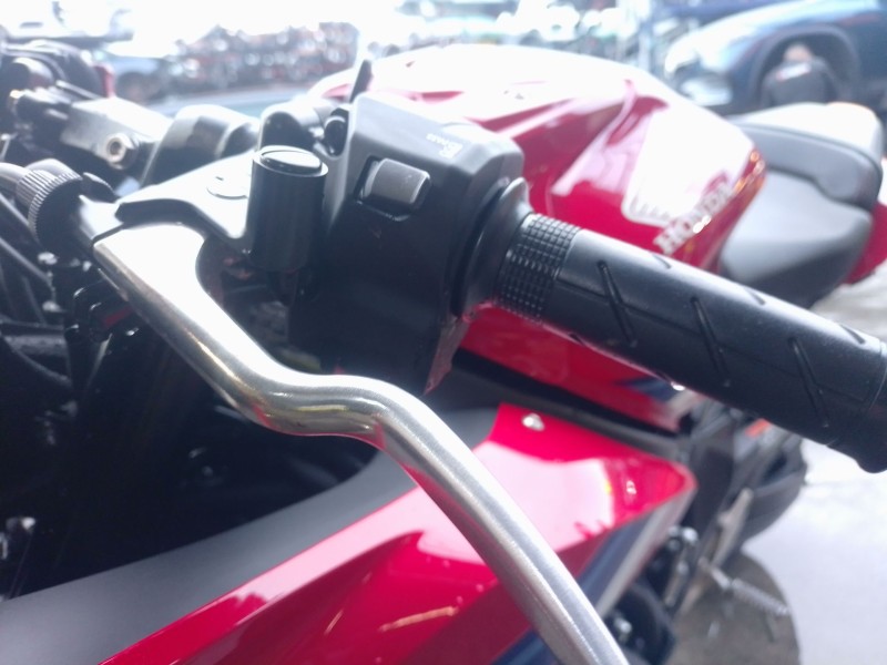 Recambio de piña luces izquierda para honda cbr (601cc - ) cbr 650 r (rh07, rh01) referencia OEM IAM   
