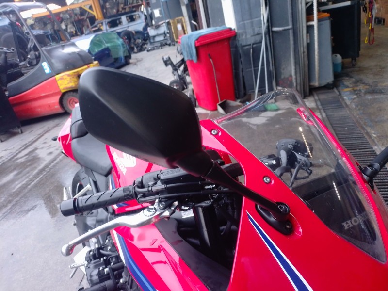 Recambio de retrovisor derecho para honda cbr (601cc - ) cbr 650 r (rh07, rh01) referencia OEM IAM   