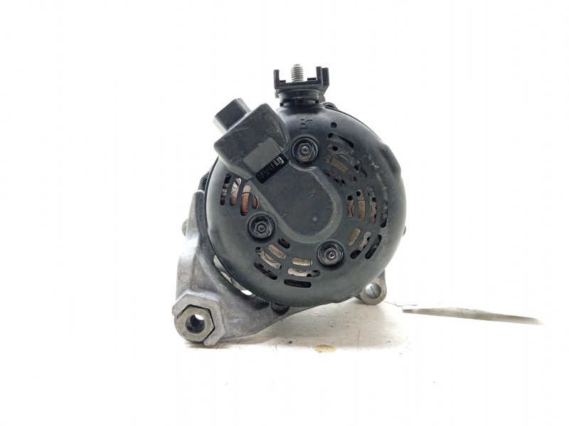 Recambio de alternador para bmw 1 (f40) 118 d referencia OEM IAM 1042119200 8627124 ALF670A04HQ