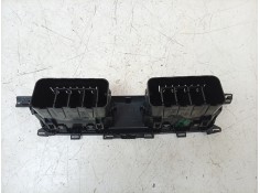 Recambio de aireador central para renault express furgón/monospace 1.5 blue dci 75 (f6aa) referencia OEM IAM  687608243R  2