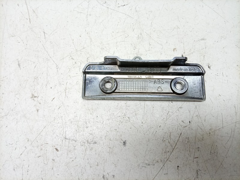 Recambio de moldura para guzzi nevada nevada 750 referencia OEM IAM  31497883 