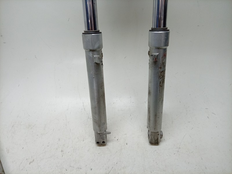 Recambio de horquilla completa para guzzi nevada nevada 750 referencia OEM IAM  GU31490284 