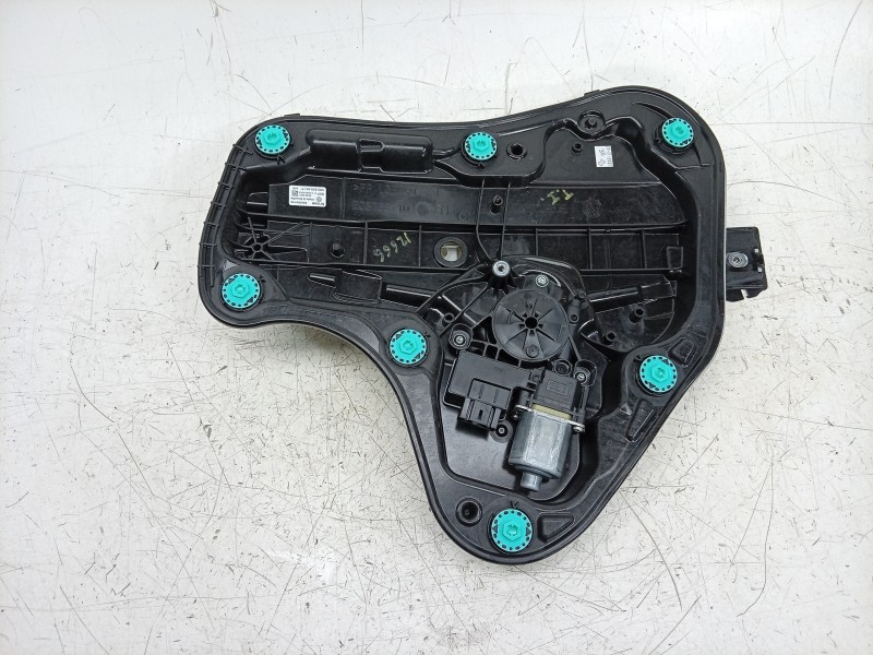 Recambio de elevalunas trasero izquierdo para volkswagen golf viii (cd1, da1) 1.0 tsi referencia OEM IAM  5H0839401F 