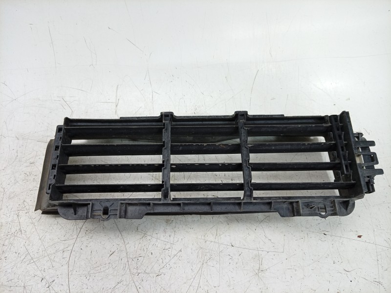 Recambio de canalizador de aire para dacia sandero iii 1.0 tce 90 referencia OEM IAM  214F60895R 