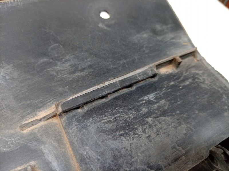 Recambio de canalizador de aire para dacia sandero iii 1.0 tce 90 referencia OEM IAM  214F60895R 