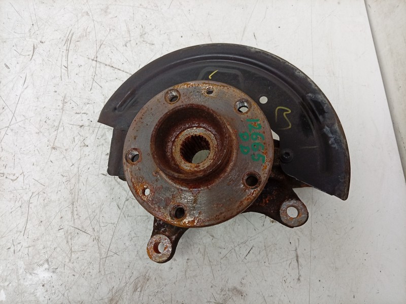 Recambio de mangueta delantera derecha para renault express furgón/monospace 1.5 blue dci 75 (f6aa) referencia OEM IAM  40014048