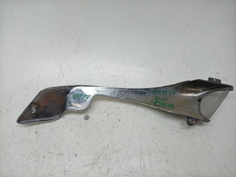 Recambio de moldura para guzzi nevada nevada 750 referencia OEM IAM  GU32570360 