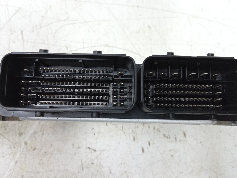 Recambio de centralita motor uce para peugeot 308 sw iii (fc_, fj_, fr_, f4_, fn_) bluehdi 130 (fcyhzl, fcyhzt) referencia OEM I