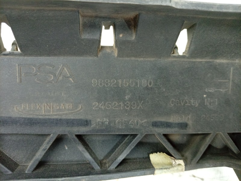 Recambio de travesaño superior para peugeot 308 sw iii (fc_, fj_, fr_, f4_, fn_) bluehdi 130 (fcyhzl, fcyhzt) referencia OEM IAM