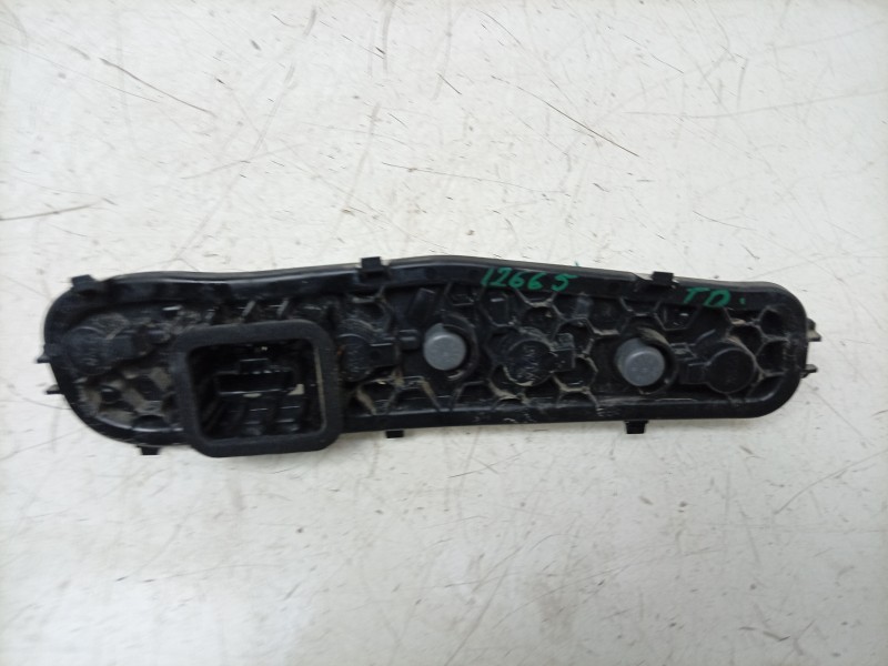 Recambio de portalamparas para renault express furgón/monospace 1.5 blue dci 75 (f6aa) referencia OEM IAM  00215048 