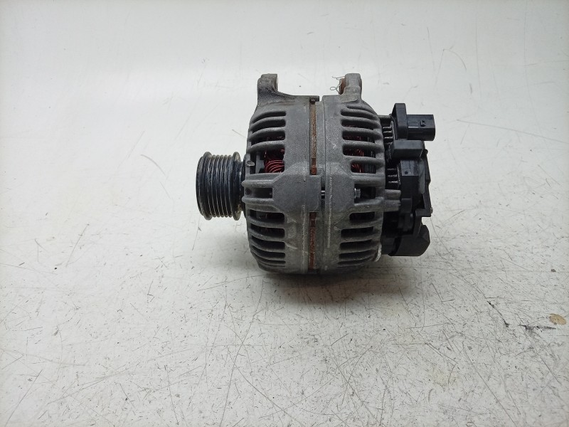 Recambio de alternador para audi a3 (8p1) 1.9 tdi referencia OEM IAM  06F903023F ALF070251HQ/ALF070251VL/ALF130401BS