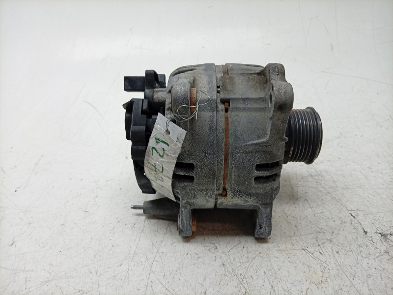 Recambio de alternador para audi a3 (8p1) 1.9 tdi referencia OEM IAM  06F903023F ALF070251HQ/ALF070251VL/ALF130401BS