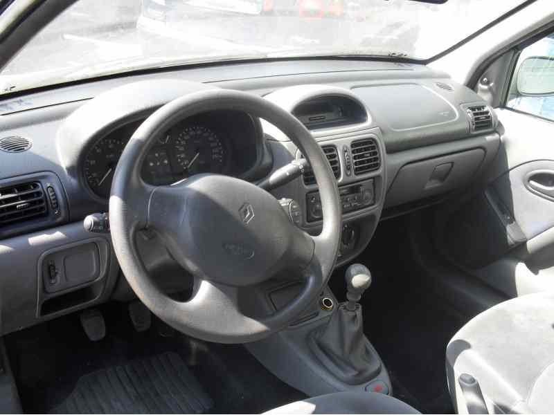 renault clio ii fase i (b/cbo) del año 1999
