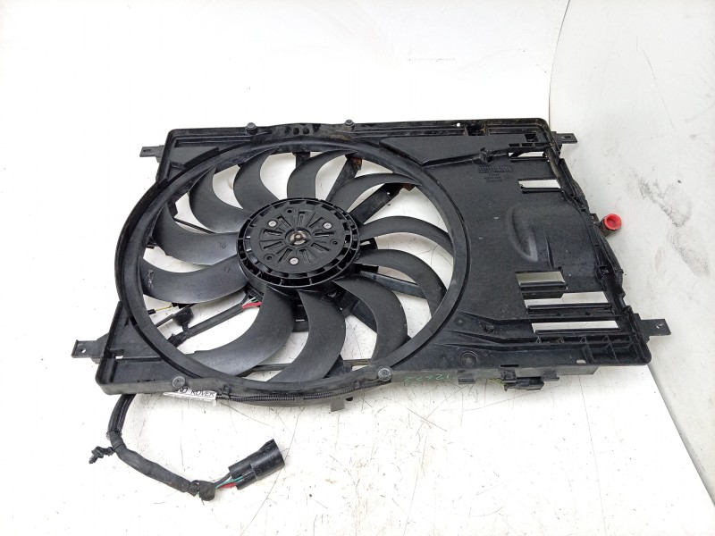 Recambio de electroventilador para land rover range rover evoque (l551) 2.0 d165 referencia OEM IAM  K8D28C607BF 
