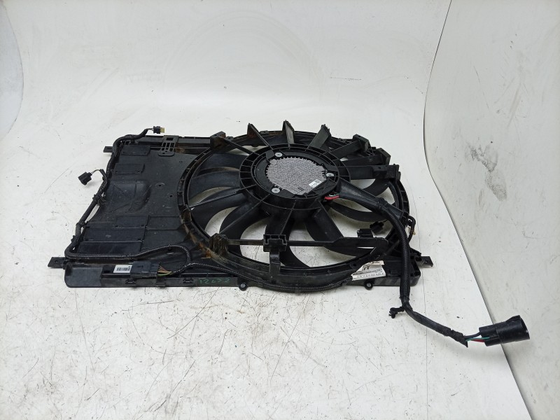 Recambio de electroventilador para land rover range rover evoque (l551) 2.0 d165 referencia OEM IAM  K8D28C607BF 