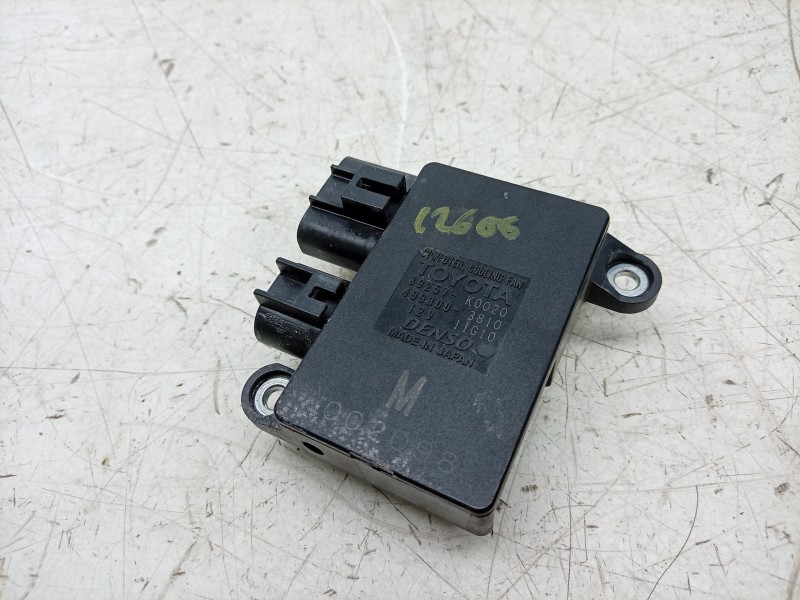 Recambio de rele electroventiladores para toyota yaris (_p21_, _pa1_, _ph1_) 1.5 hybrid (mxph11) referencia OEM IAM  89257499300